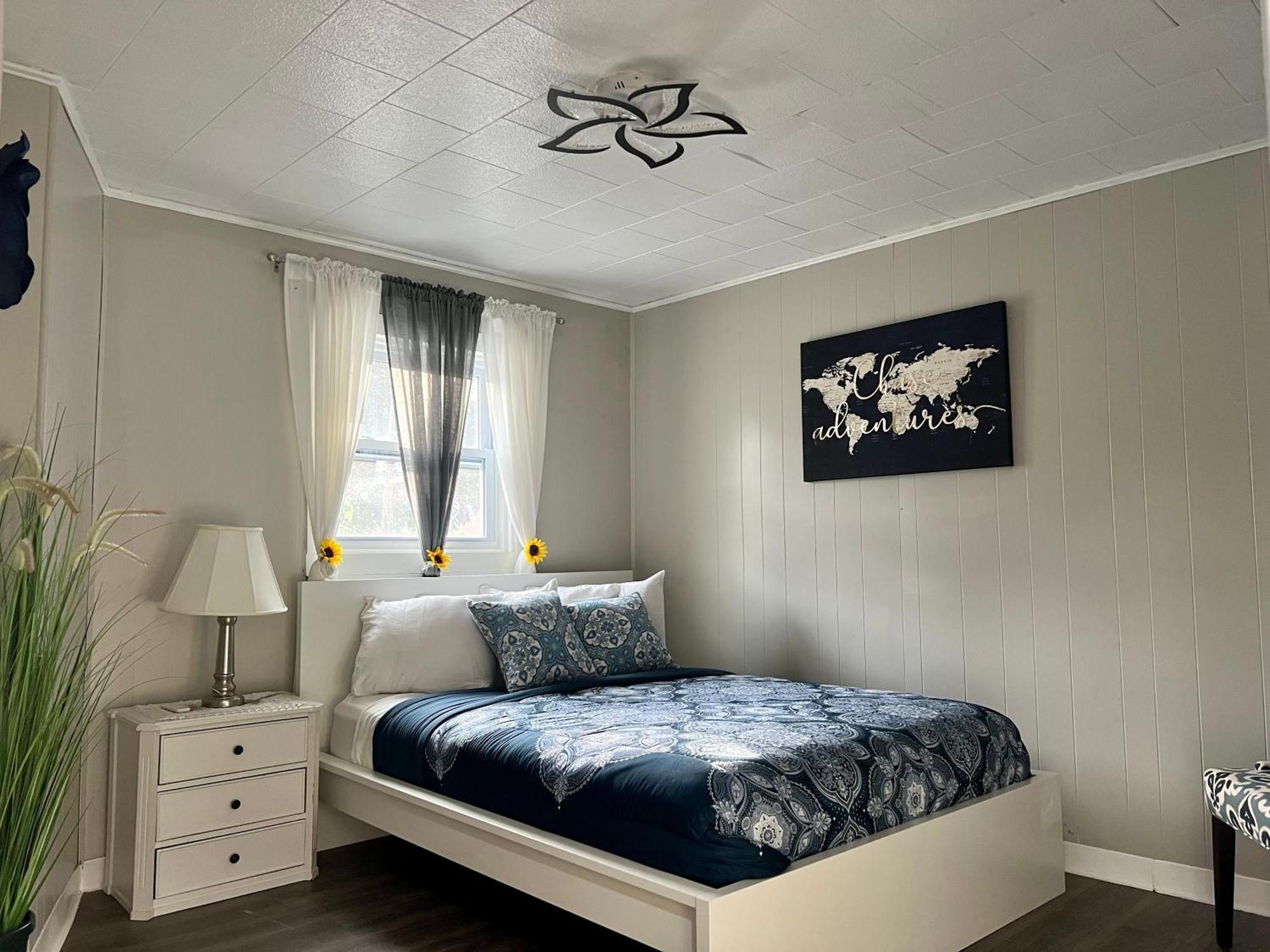 Cozy Buffalo Home-Sleeps 4 Lackawanna Dış mekan fotoğraf